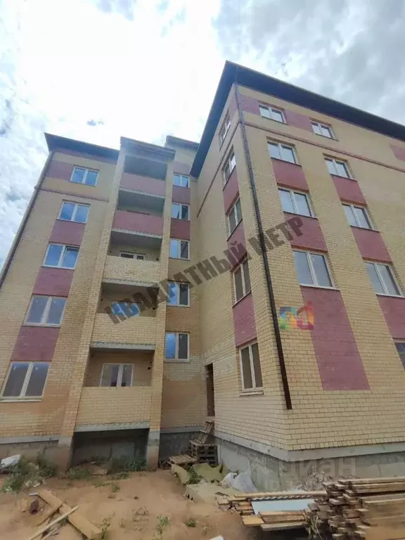 3-к кв. Калмыкия, Элиста ул. В.И. Ленина, 333 (75.0 м) - Фото 1