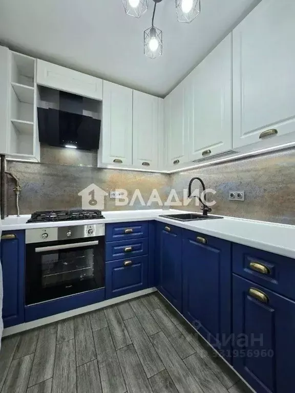 3-к кв. Санкт-Петербург Счастливая ул., 19 (42.5 м) - Фото 1