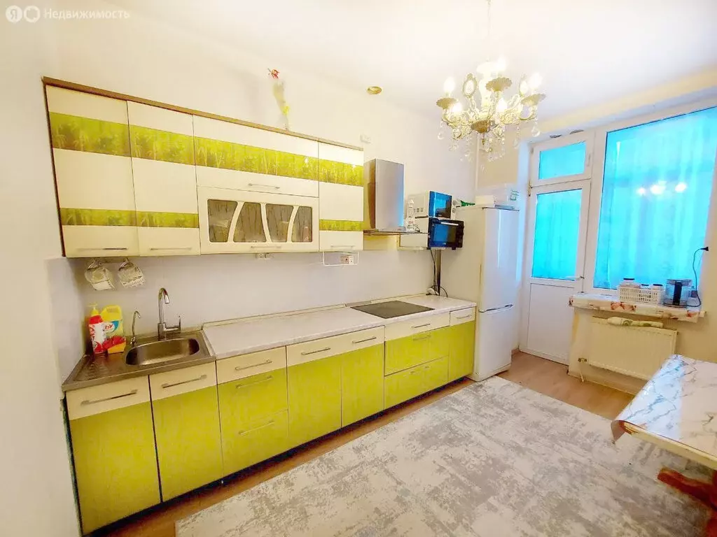 3-комнатная квартира: Новый Уренгой, Сибирская улица, 45А (75.1 м) - Фото 1