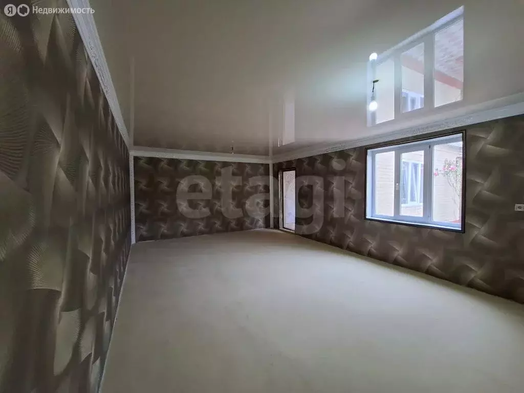 Дом в Республика Ингушетия, Малгобек (200 м) - Фото 1
