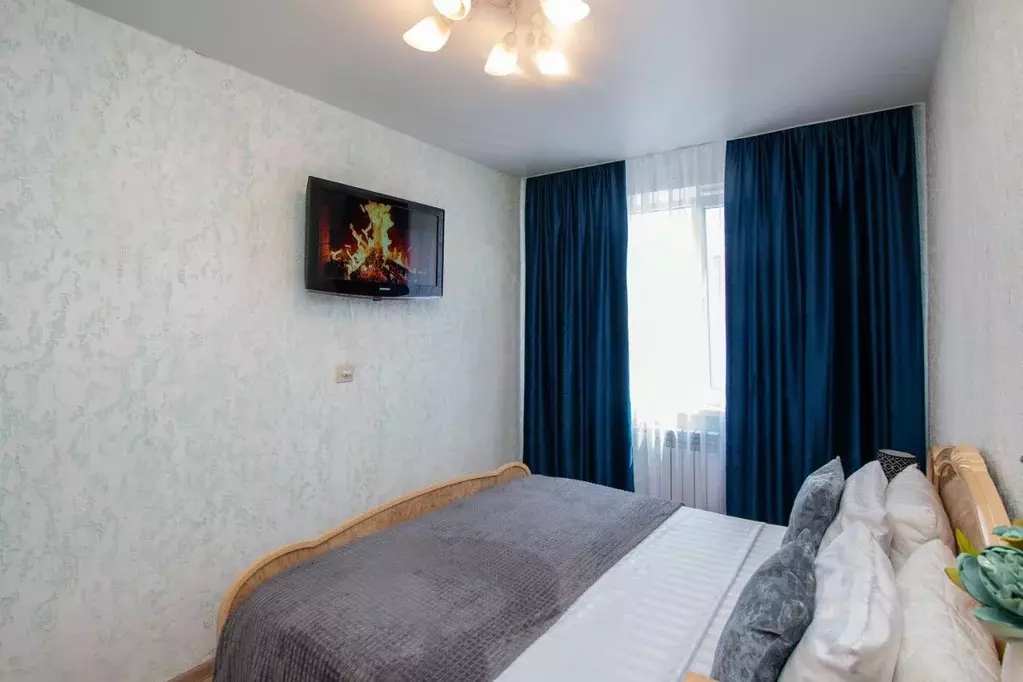 2-к кв. Кемеровская область, Новокузнецк ул. Кирова, 84 (50.0 м) - Фото 1
