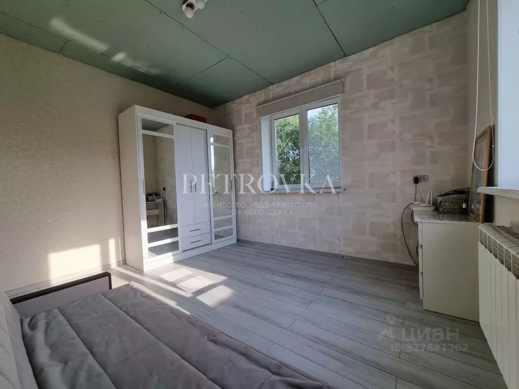 Дом в Московская область, Люберцы городской округ, Красково пгт ул. ... - Фото 2