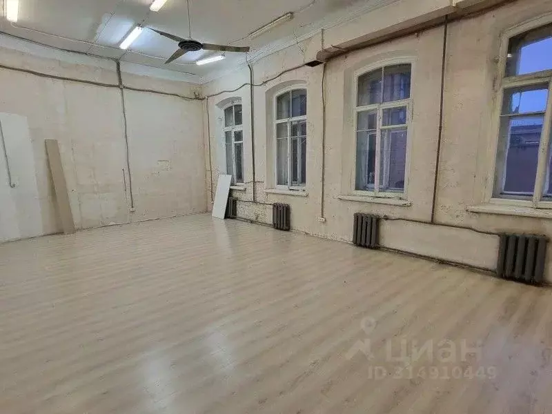 Производственное помещение в Санкт-Петербург Дегтярная ул., 5-7 (131 ... - Фото 1