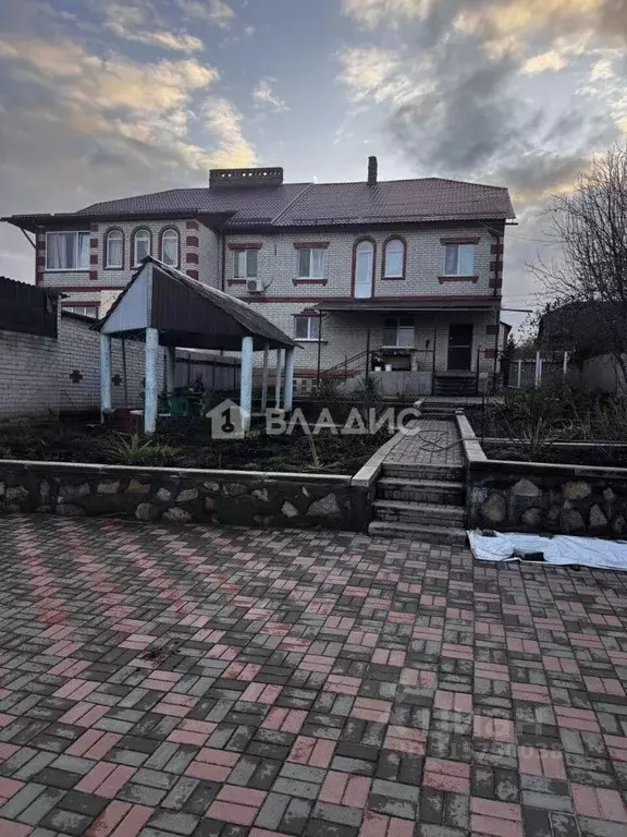 Таунхаус в Белгородская область, Белгород пер. 3-й Малый (124 м) - Фото 0