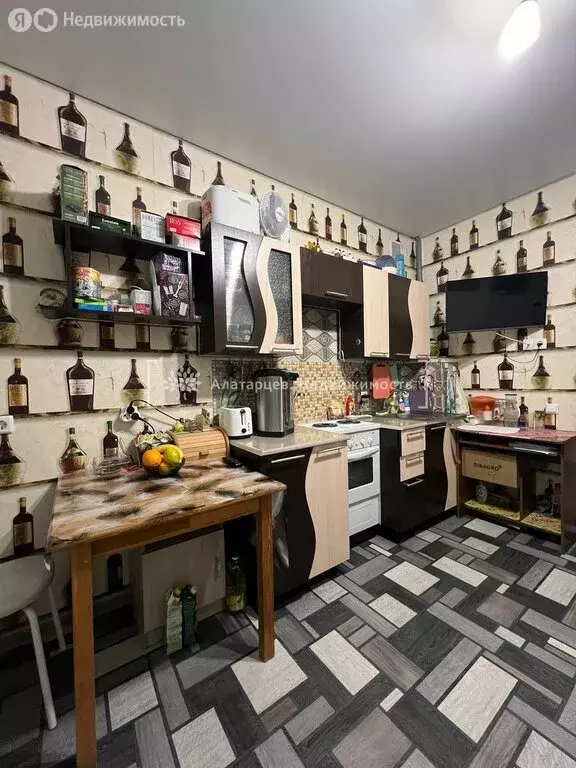 1-комнатная квартира: Кисловка, микрорайон Северный, улица Марины ... - Фото 2