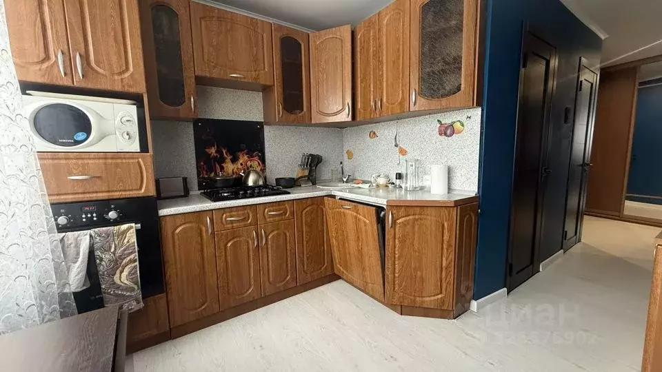 3-к кв. Ленинградская область, Приозерск ул. Гагарина, 16 (73.2 м) - Фото 1