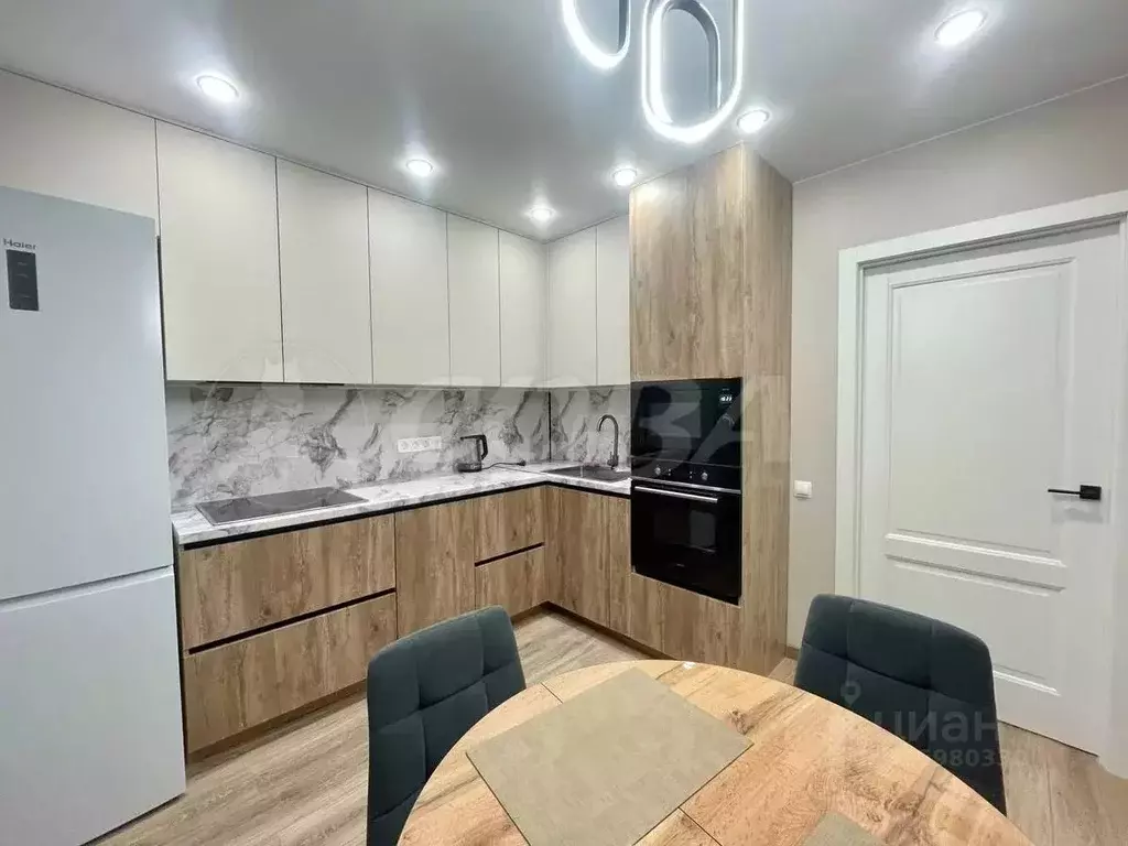 1-к кв. Тюменская область, Тюмень ул. Новоселов, 103к1 (35.0 м) - Фото 1