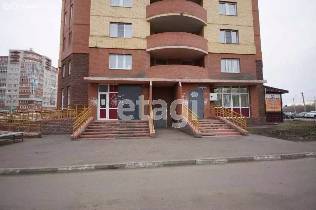 2-комнатная квартира: Омск, Заозёрная улица, 19 (70 м) - Фото 1