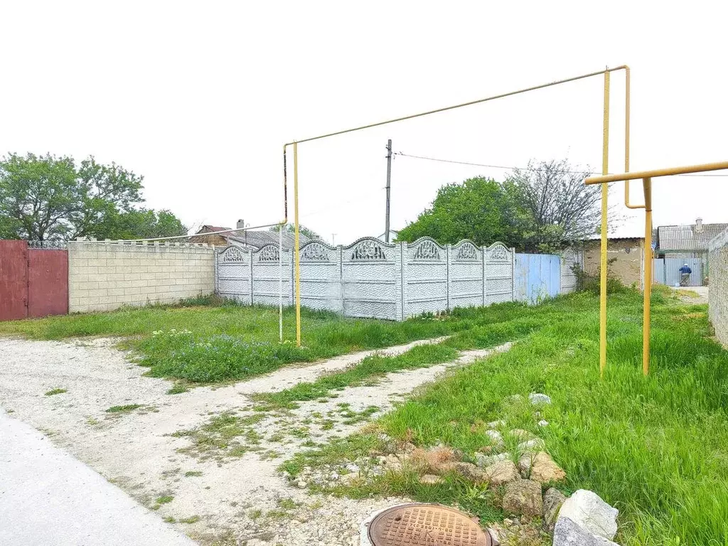 Участок в Крым, Евпатория городской округ, Заозерное пгт  (15.0 сот.) - Фото 1