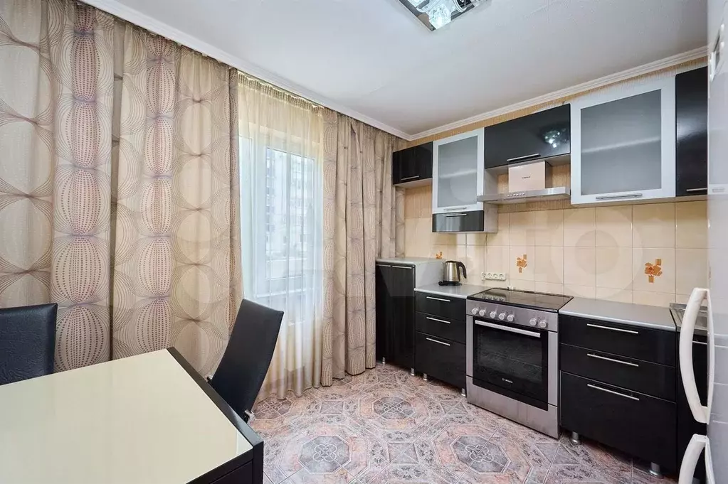 1-к. квартира, 40 м, 2/14 эт. - Фото 1