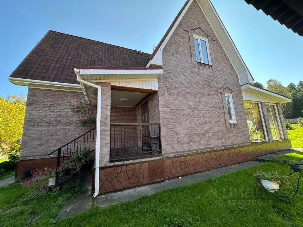 Дом в Красноярский край, Шушенский муниципальный округ, с. Средняя ... - Фото 2