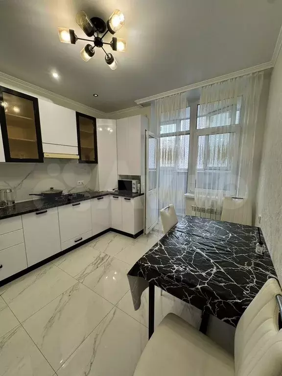 1-к. квартира, 40 м, 5/18 эт. - Фото 0
