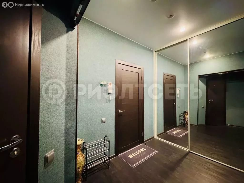 1-комнатная квартира: Мурманск, улица Старостина, 83 (42 м) - Фото 0