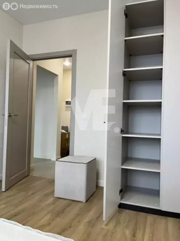 1-комнатная квартира: Калининград, улица Маршала Борзова, 109 (42 м) - Фото 1