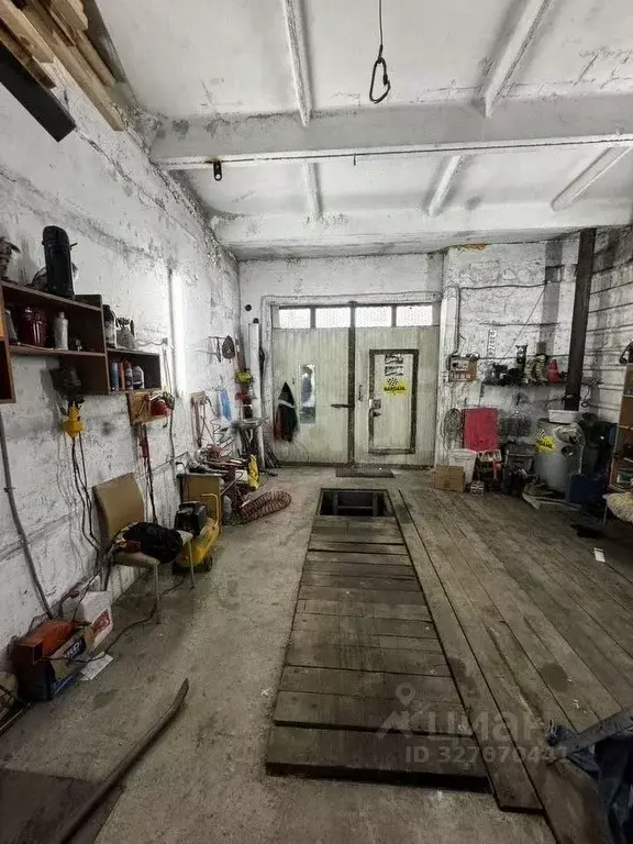 Гараж в Камчатский край, Вилючинск Центральный мкр,  (30 м) - Фото 1