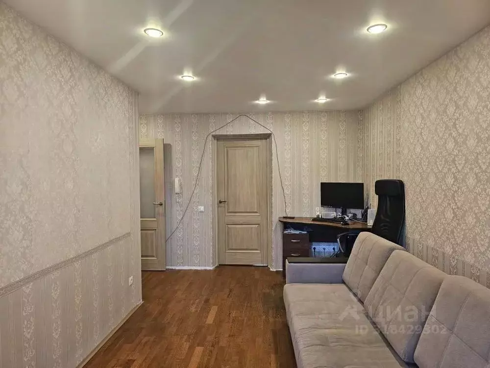 Квартира, 3 комнаты, 57.4 м - Фото 1