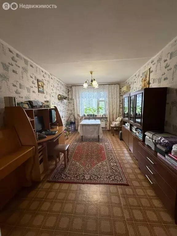 3-комнатная квартира: Набережные Челны, посёлок ЗЯБ, улица Хади ... - Фото 0