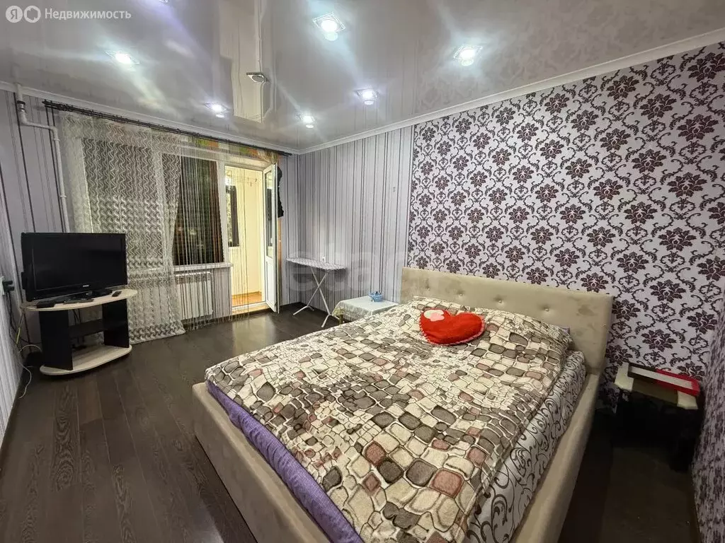 2-комнатная квартира: Темрюк, улица Ленина, 96 (49 м) - Фото 1