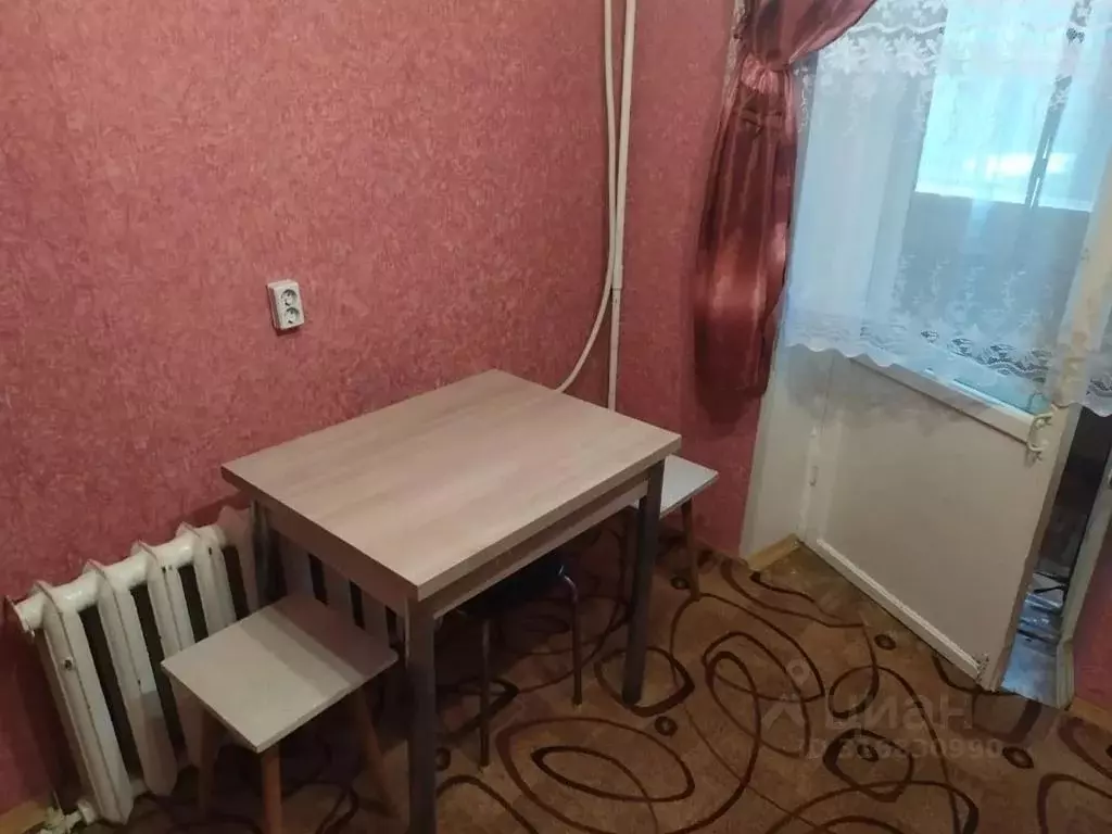 2-к кв. Калужская область, Козельск Гвардейская ул., 35 (46.0 м) - Фото 0
