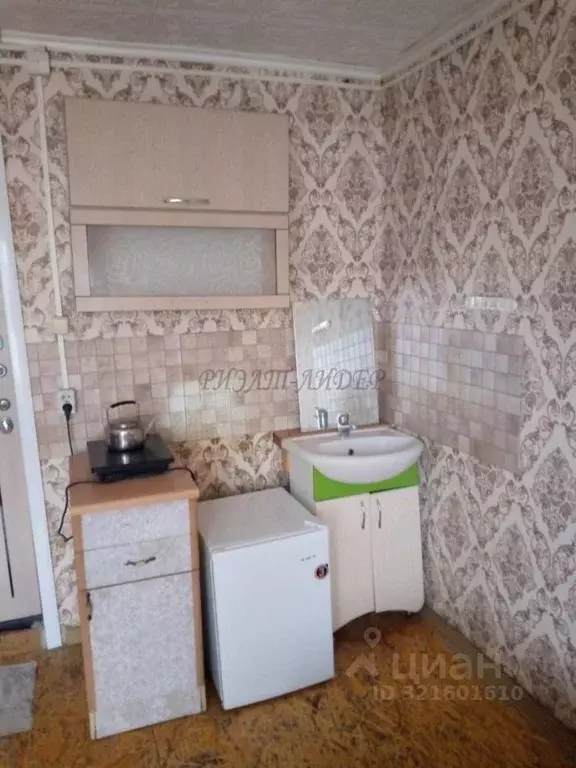 Комната Алтай, Горно-Алтайск ул. Ленина, 14 (14.0 м) - Фото 1