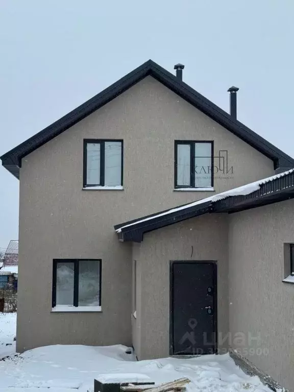 Дом в Челябинская область, Магнитогорск Бакинская ул., 49 (180 м) - Фото 1