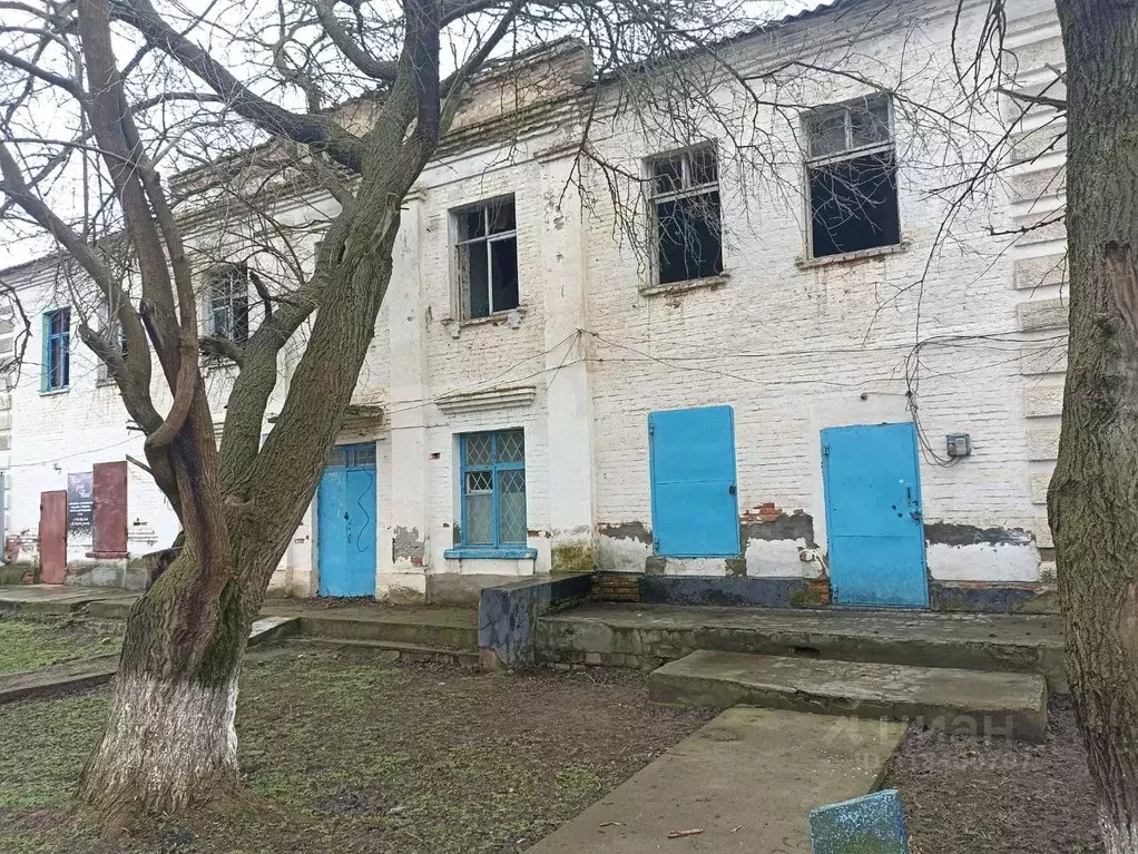 Помещение свободного назначения в Ставропольский край, Нефтекумск ул. ... - Фото 1