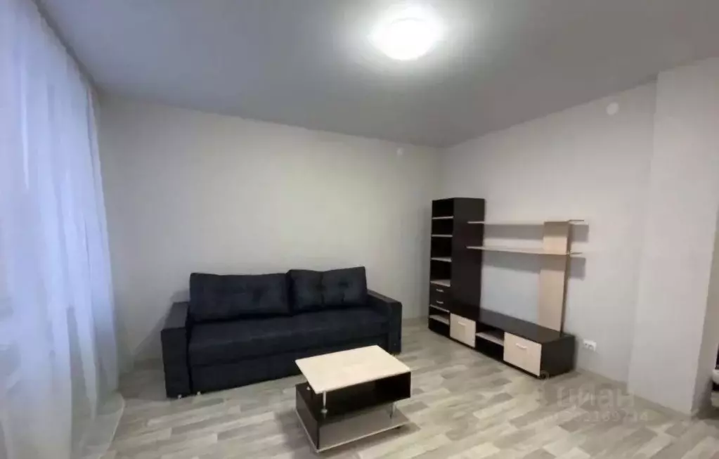 1-к кв. Красноярский край, Красноярск Взлетная ул., 7Л (30.0 м) - Фото 1