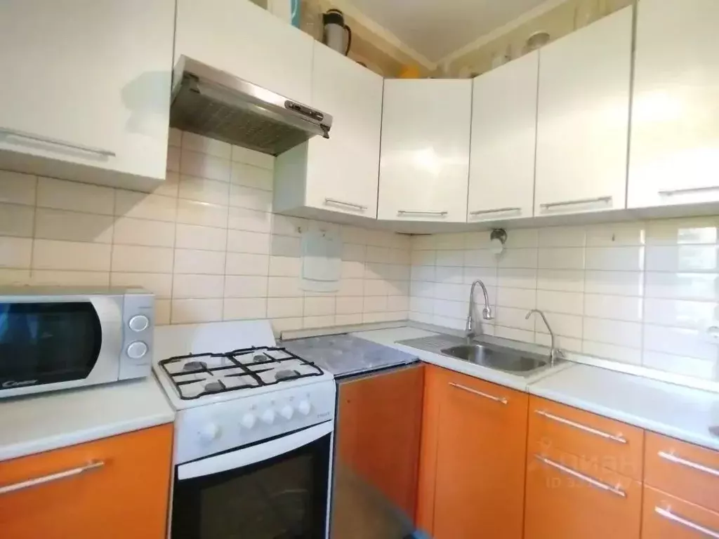 3-к кв. Санкт-Петербург ул. Лени Голикова, 106 (40.9 м) - Фото 1