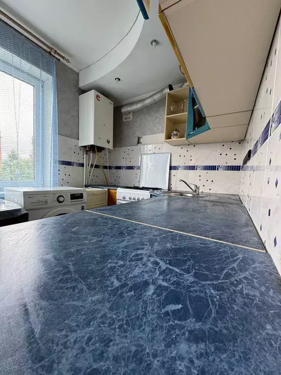 Продаётся 4-к квартира, 60 м - Фото 0