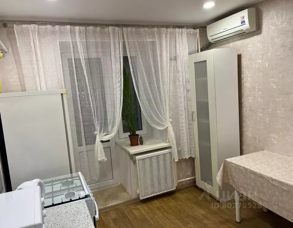2-к кв. Татарстан, Казань ул. Хусаина Мавлютова, 41 (36.0 м) - Фото 1