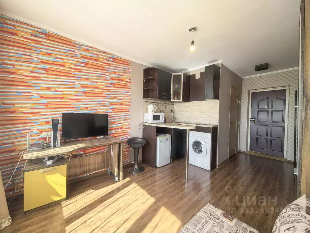 Студия Приморский край, Владивосток ул. Гамарника, 21 (16.8 м) - Фото 1