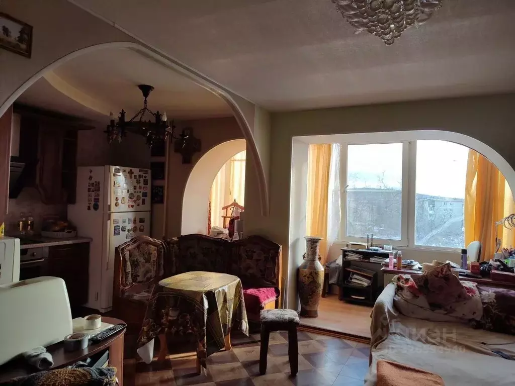 2-к кв. Свердловская область, Новоуральск Автозаводская ул., 11 (64.8 ... - Фото 1