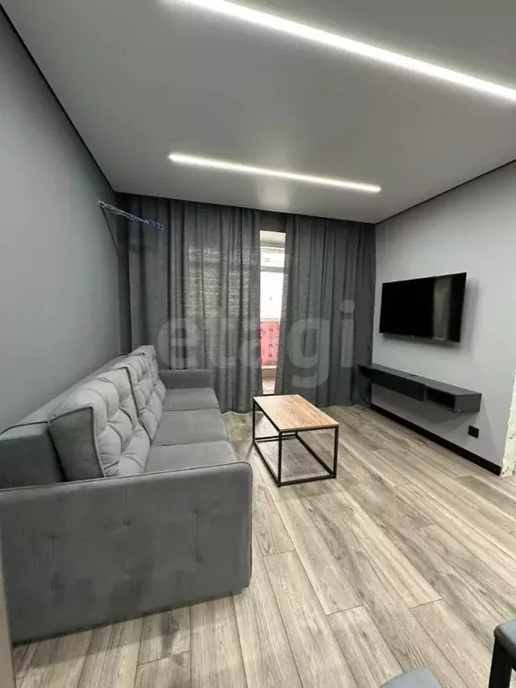 1-к кв. Тюменская область, Тюмень ул. Революции, 228к6 (33.7 м) - Фото 2