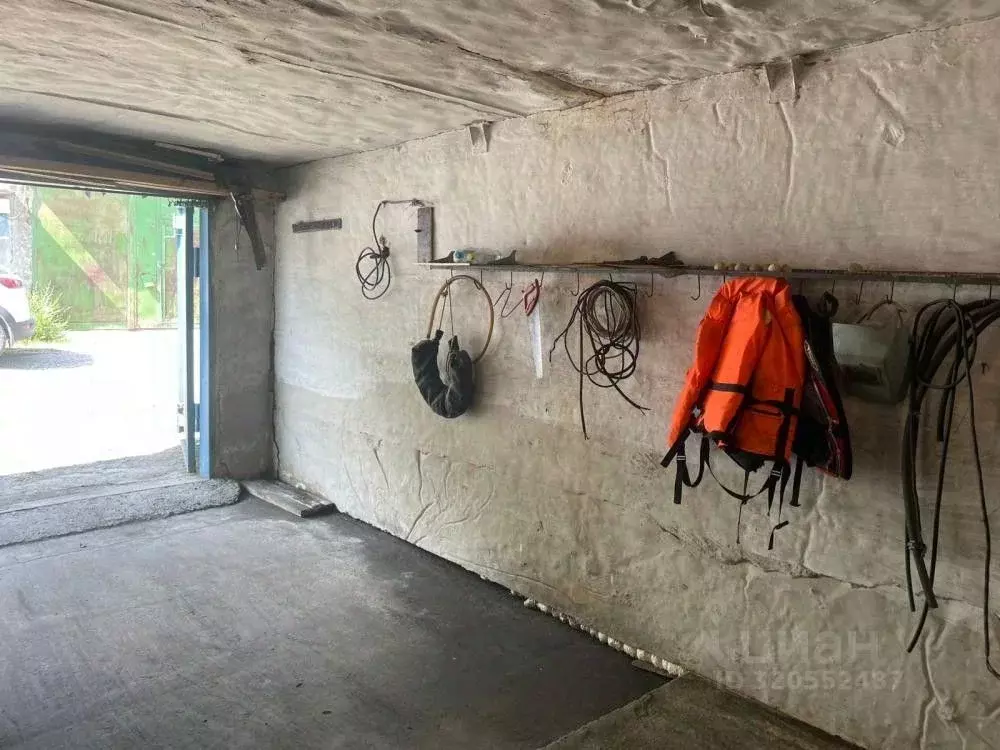 Гараж в Хакасия, Саяногорск Саяногорск городской округ, СУ-87 ... - Фото 0