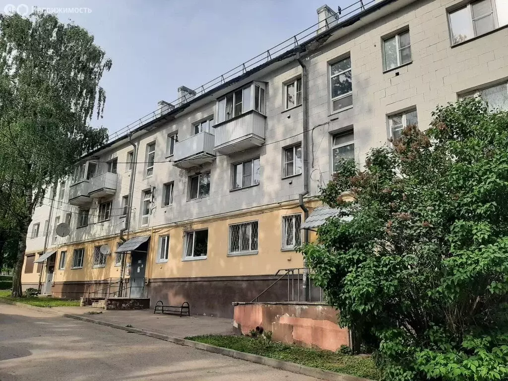Квартира-студия: Смоленск, улица Фрунзе, 31 (45 м) - Фото 0
