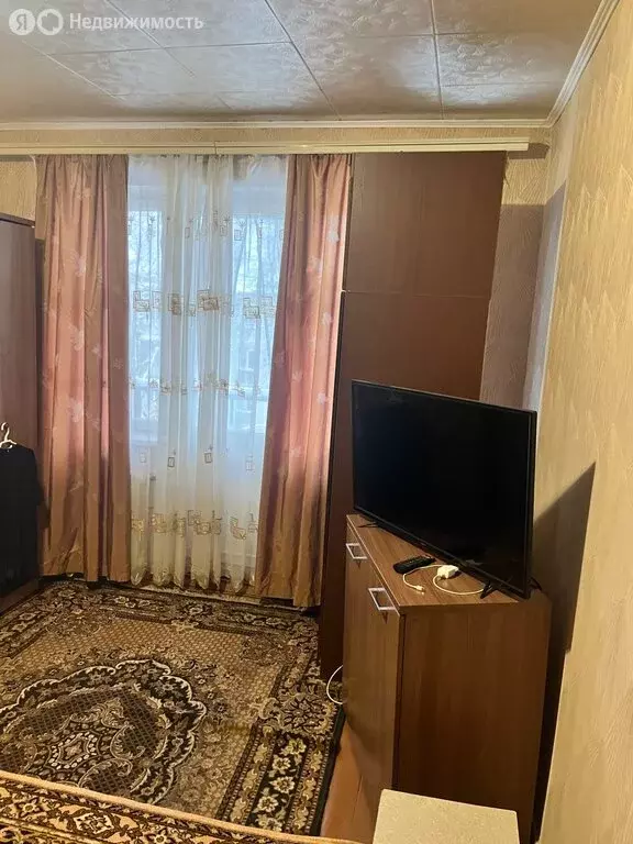 1-комнатная квартира: Серпухов, улица Захаркина, 5Б (33 м) - Фото 1