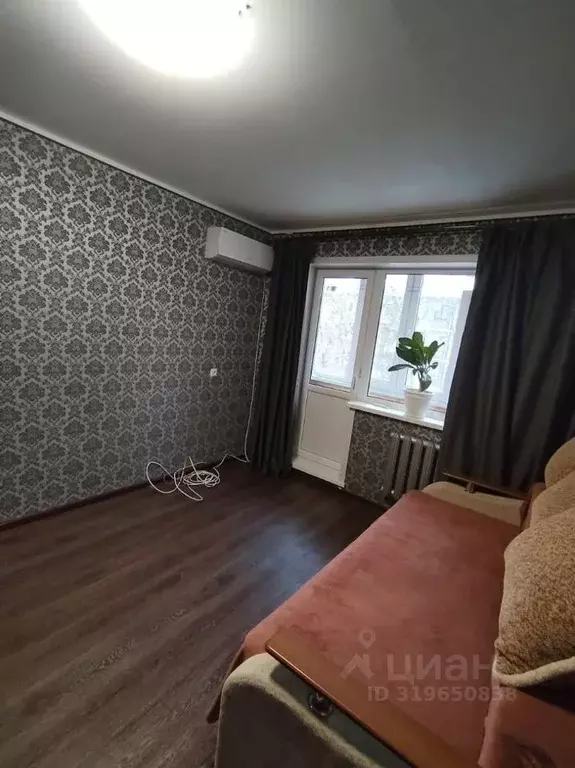1-к кв. Татарстан, Казань ул. Восстания, 81 (33.0 м) - Фото 0