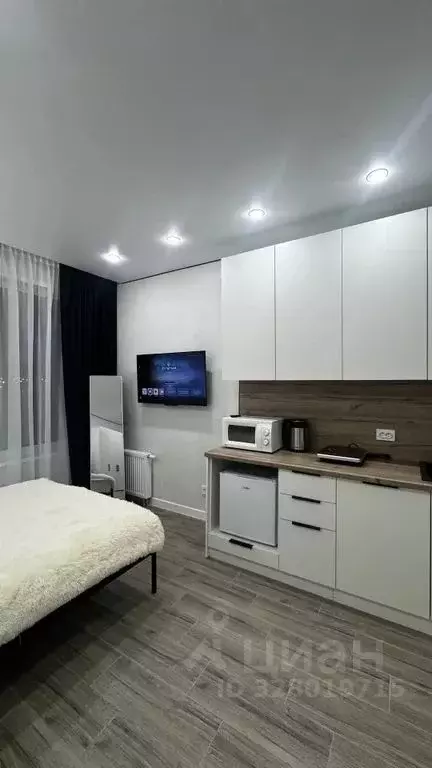 Студия Тюменская область, Тюмень ул. Республики, 205к1 (25.0 м) - Фото 1