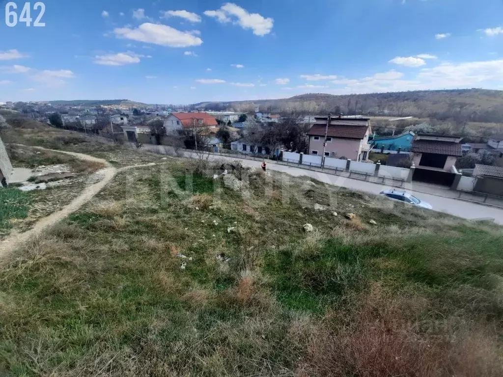 Участок в Севастополь ул. Летчика Авдеева (4.1 сот.) - Фото 1