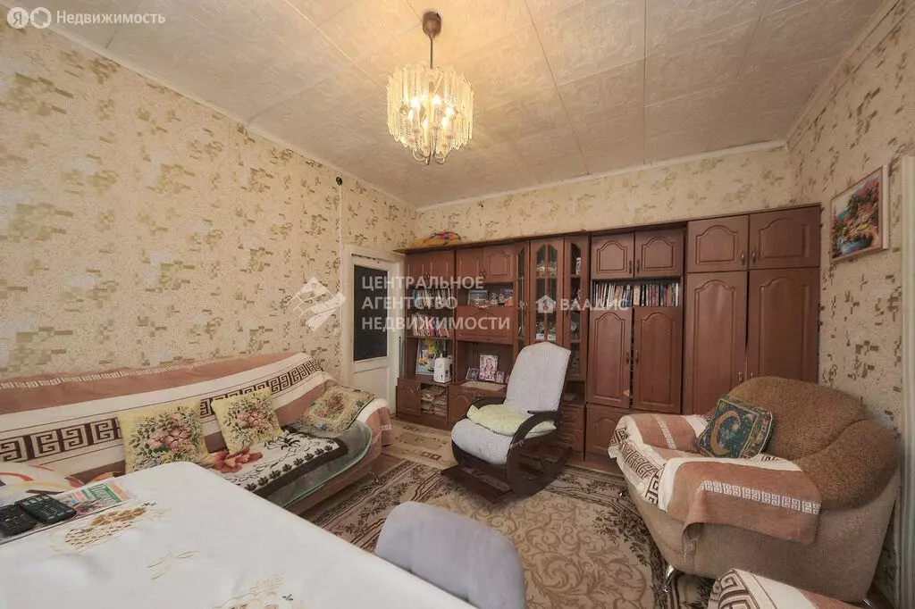 3-комнатная квартира: Рыбное, 1-я Весёлая улица, 10 (50.5 м) - Фото 2