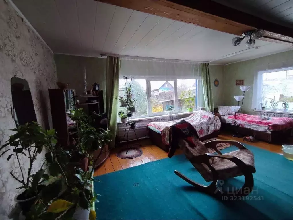 Дом в Пермский край, Чернушинский муниципальный округ, с. Деменево ... - Фото 1