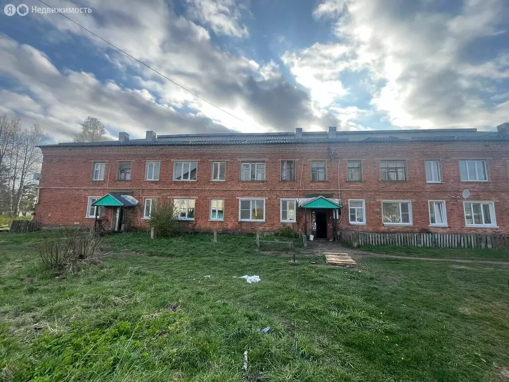 2-комнатная квартира: село Кубринск, улица Петрова, 4 (36.9 м) - Фото 1