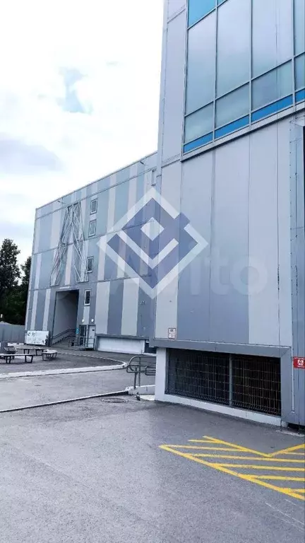 Торговые площади для работы и отдыха в ТЦ  луч - Фото 1