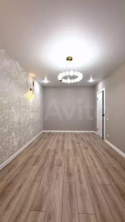 1-к. квартира, 35 м, 8/10 эт. - Фото 0