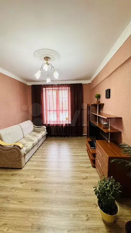 3-к. квартира, 72 м, 2/4 эт. - Фото 0