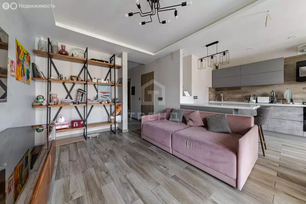 3-комнатная квартира: Сестрорецк, улица Всеволода Боброва, 30 (105 м) - Фото 1