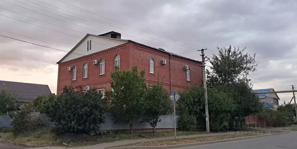 Дом в Краснодарский край, Краснодар бул. Строителей (600 м) - Фото 1