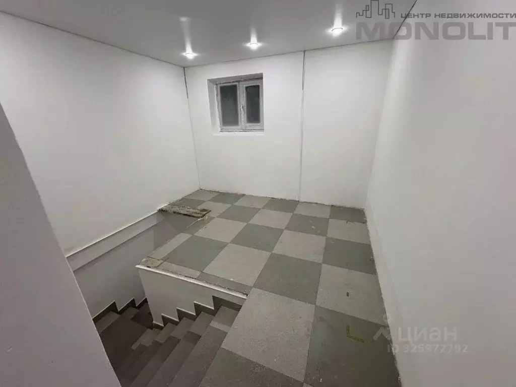 Склад в Свердловская область, Екатеринбург ул. Вайнера, 21 (57 м) - Фото 1