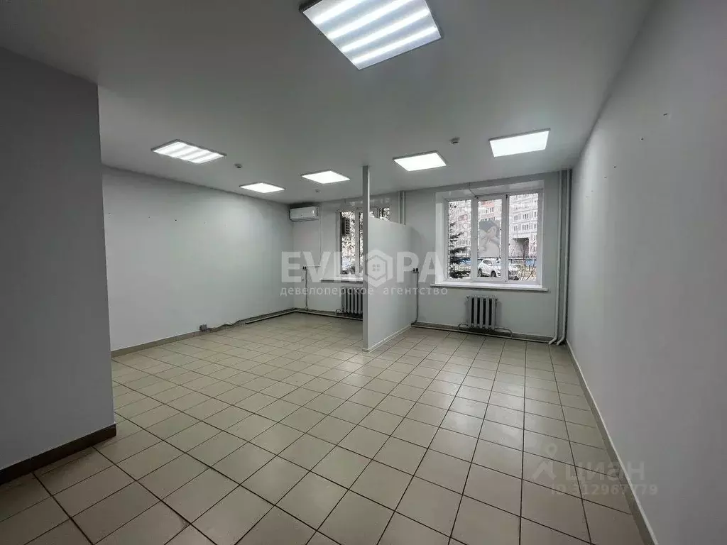 Помещение свободного назначения в Ульяновская область, Ульяновск ул. ... - Фото 2