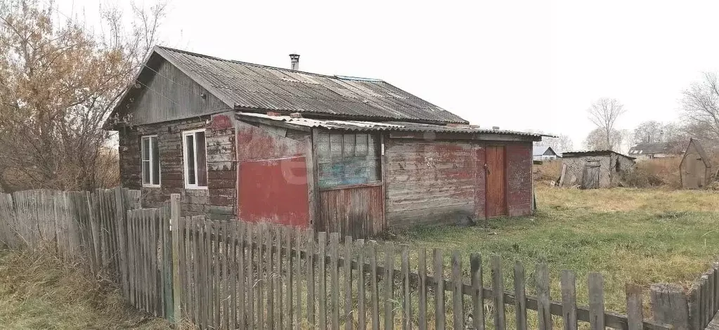 Дом в Омская область, Кормиловский район, с. Георгиевка ул. Ленина, 21 ... - Фото 0